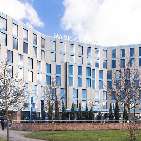 Park Grand Heathrow Hotell Hounslow Exteriör bild