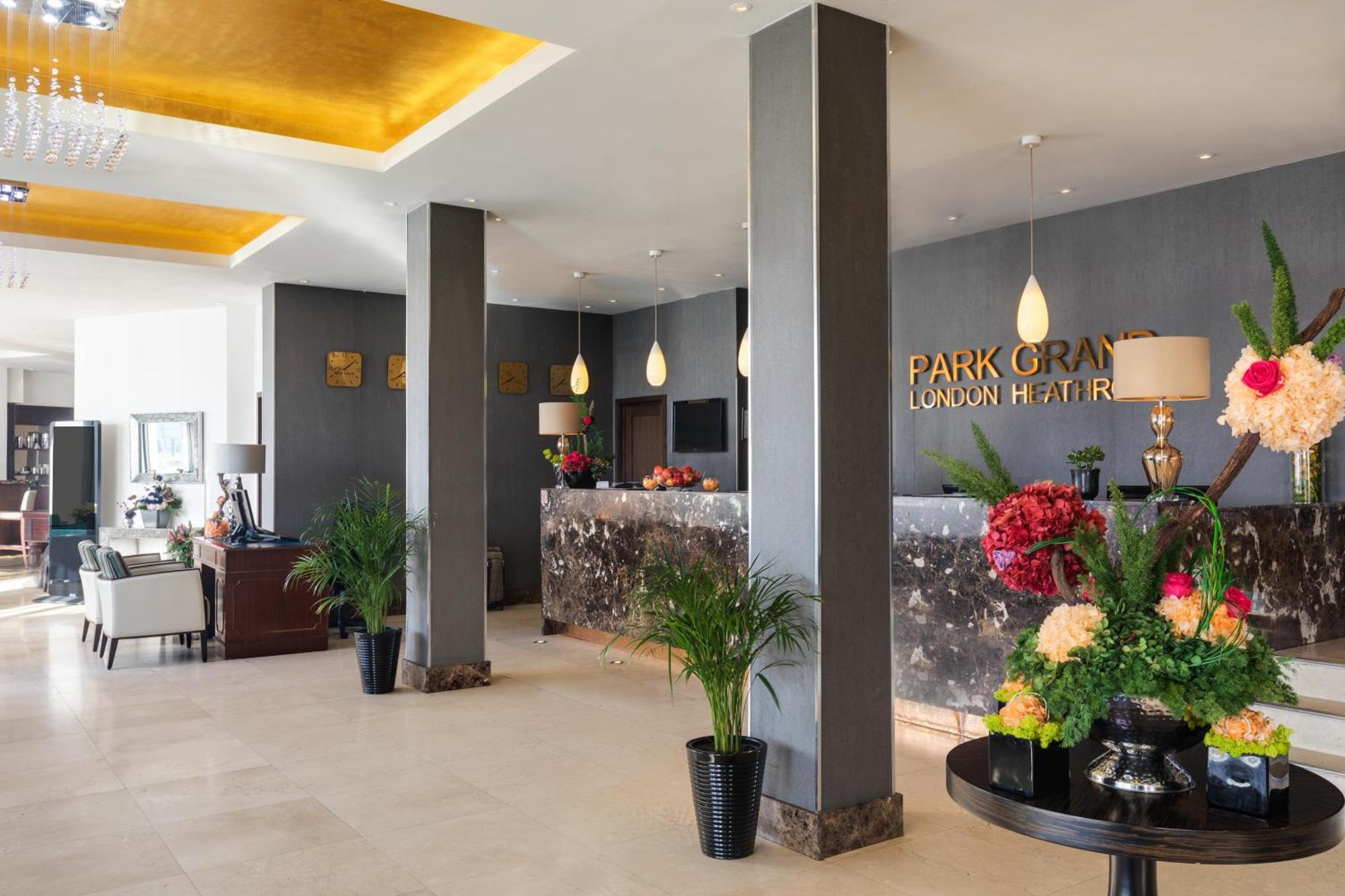 Park Grand Heathrow Hotell Hounslow Exteriör bild