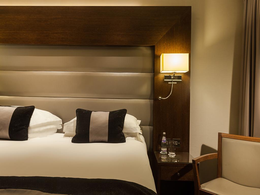 Park Grand Heathrow Hotell Hounslow Exteriör bild