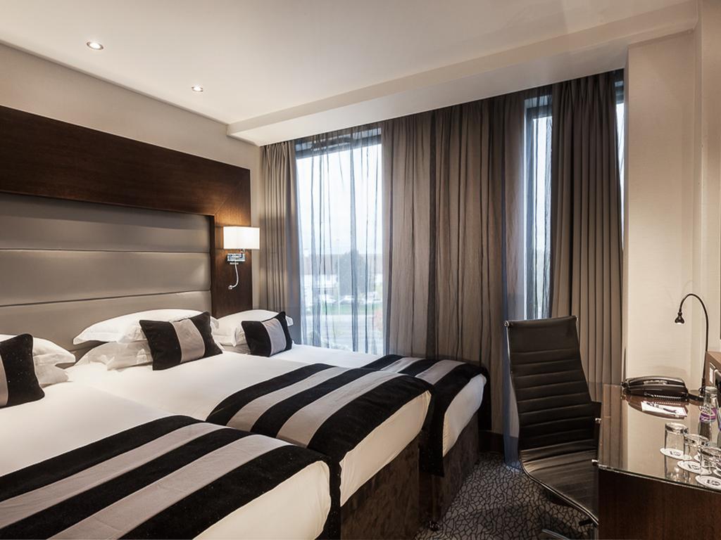 Park Grand Heathrow Hotell Hounslow Exteriör bild