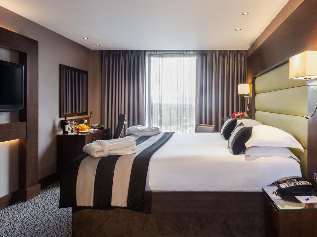 Park Grand Heathrow Hotell Hounslow Exteriör bild