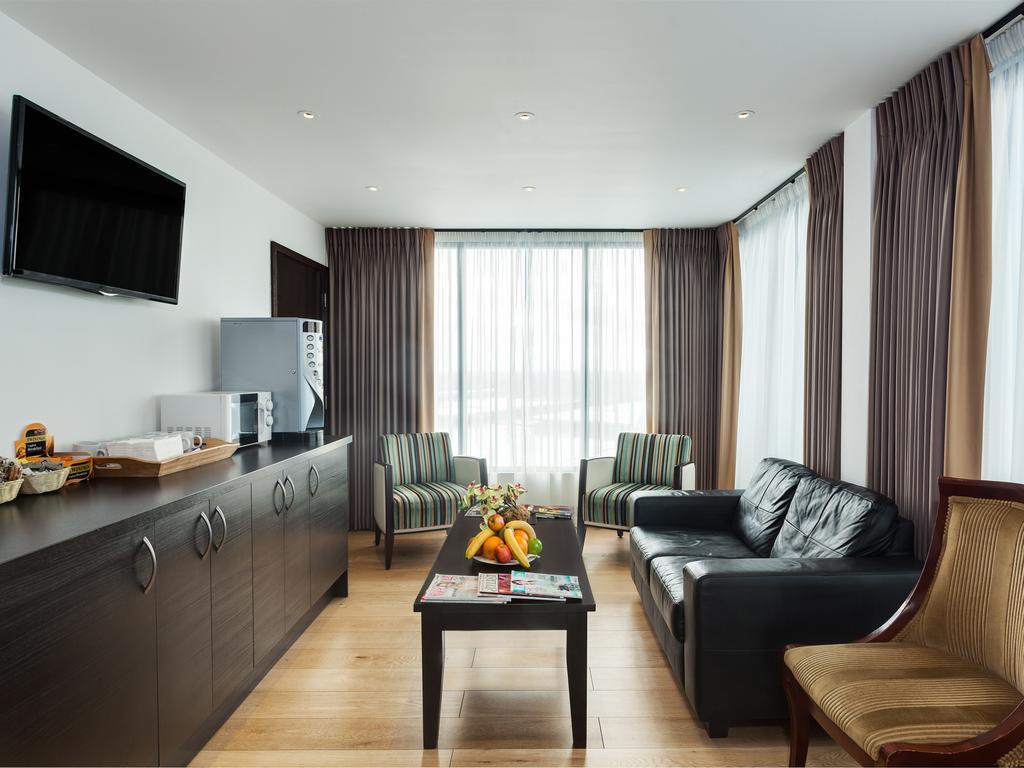 Park Grand Heathrow Hotell Hounslow Exteriör bild