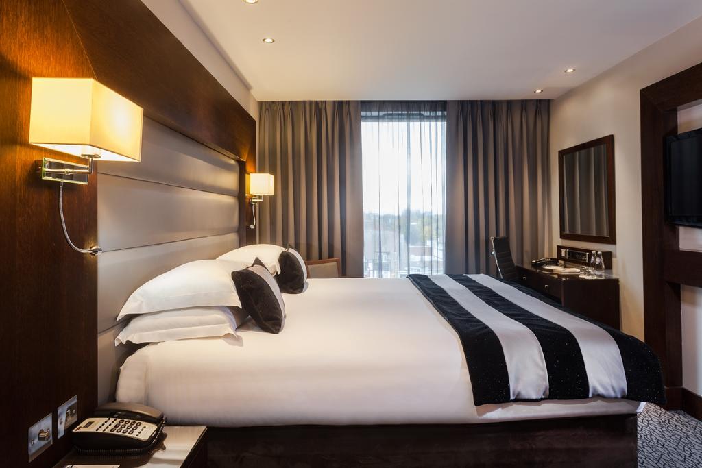 Park Grand Heathrow Hotell Hounslow Exteriör bild