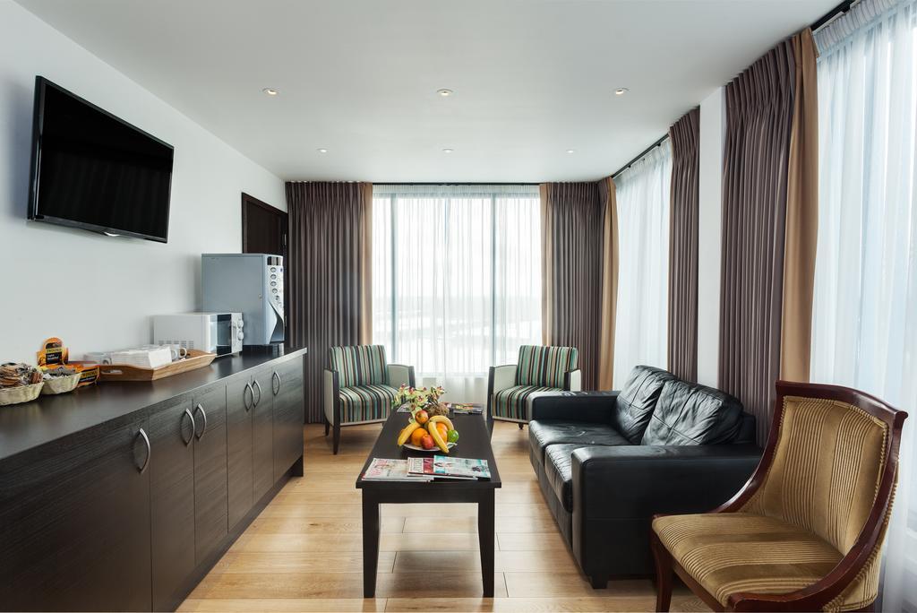 Park Grand Heathrow Hotell Hounslow Exteriör bild