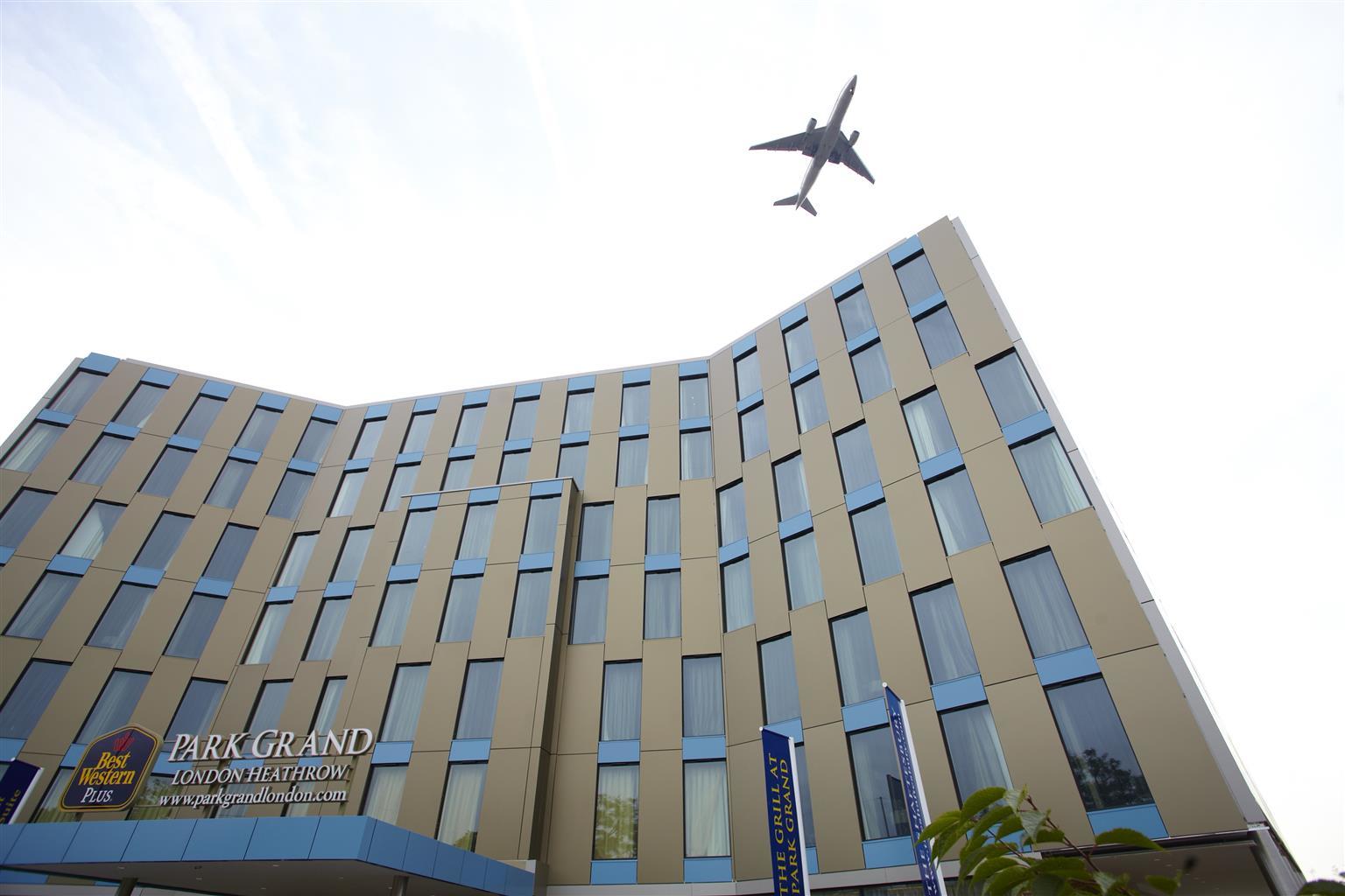 Park Grand Heathrow Hotell Hounslow Exteriör bild